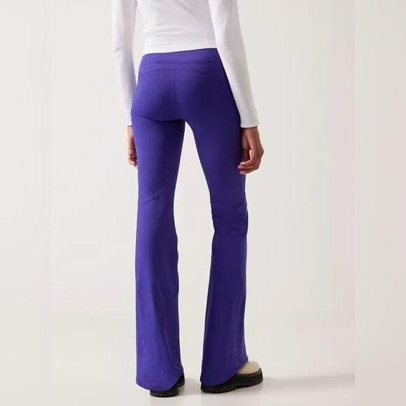 Athleta Rainier High Rise Bootcut Pant Noble Blue Womens Small 467899 Hiking Ski - Picture 4 of 12